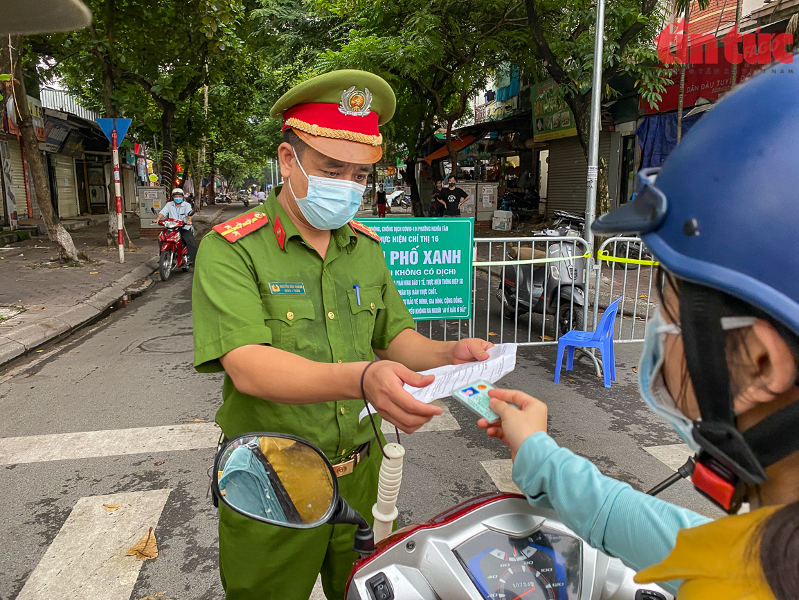 Nguyên tắc và linh hoạt